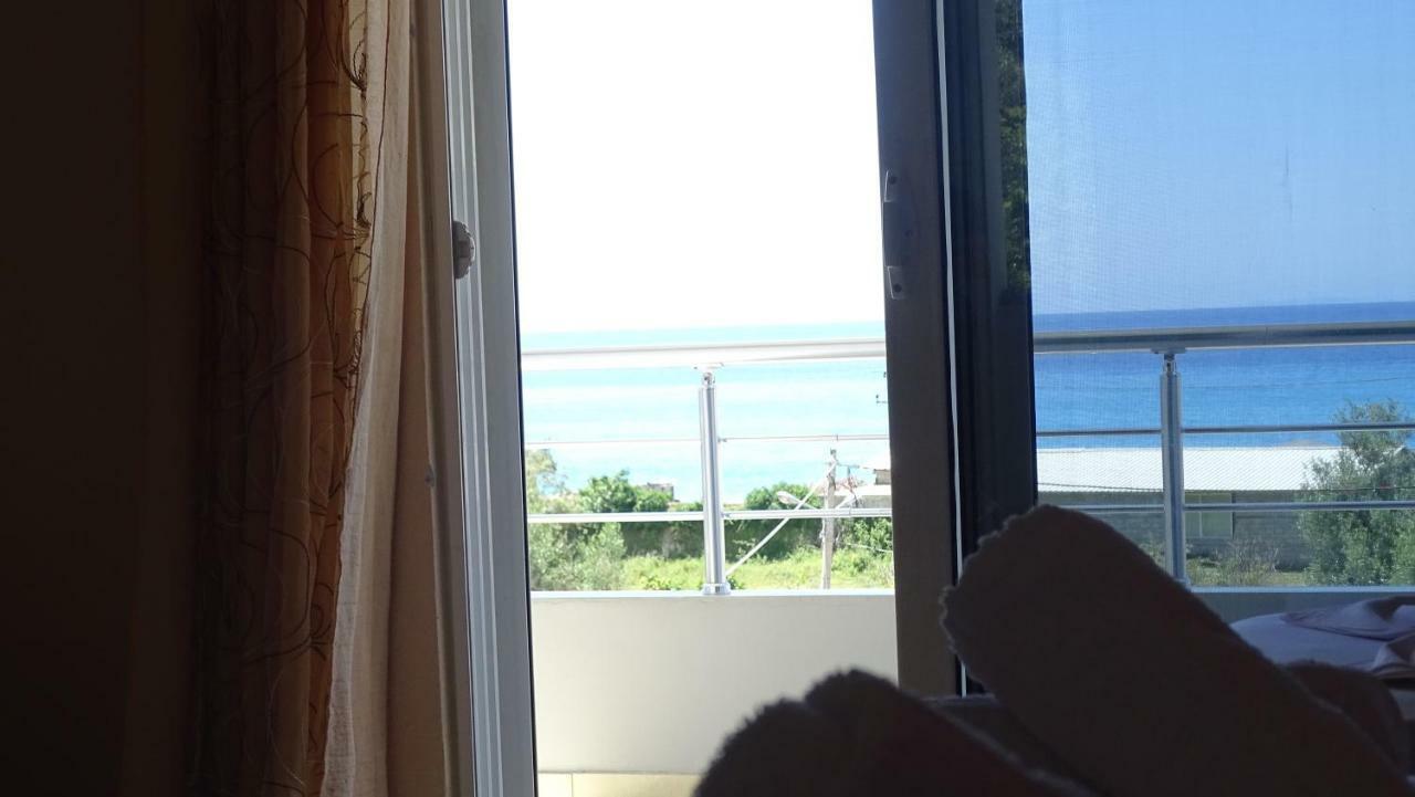 Hotel Beach Restaurant Fabio Borsh Esterno foto